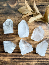 Load image into Gallery viewer, Clear Quartz Point - Clarity // Enlightenment
