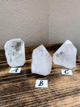 Load image into Gallery viewer, Clear Quartz Point - Clarity // Enlightenment
