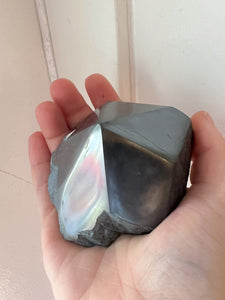 Hematite Power Point A - Grounding // Focus